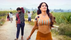 जान्हवी कपूर की प्राइवेट चैट लीक? ‘पेड्डी’ में अश्लील कैमरा एंगल पर भड़के राम चरण