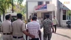  बाप-बेटे को टोकना युवक को पड़ा भारी, आगबबूला हो गए दोनों,  सीने में मारी गोली