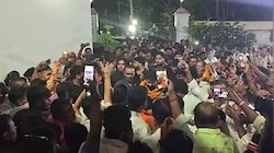 MLC चुनाव के लिए पर्चा भरने से पहले भलुनी भवानी मंदिर पहुंचे पवन सिंह