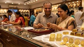 यूपी के सर्राफा बाजार में सोना धड़ाम, लखनऊ से कानपुर तक गिरे दाम; जानें चांदी के रेट