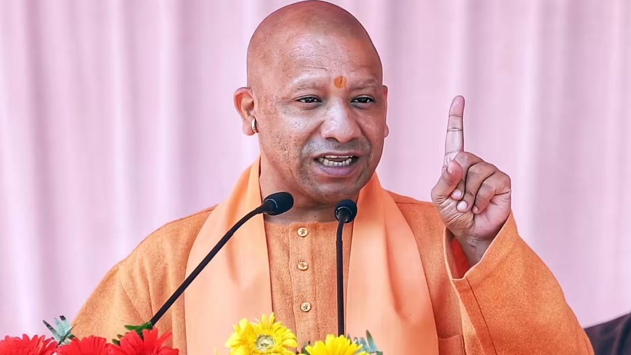 सीएम योगी ने किया 'प्रोजेक्ट गंगा' का शुभारंभ; 20 लाख से अधिक घरों तक पहुंचेगा हाई-स्पीड इंटरनेट