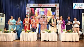 ପାରମ୍ପାରିକ ନୃତ୍ୟ ଓ ଗୀତରେ ଝୁମିଲେ ଦର୍ଶକ, ମହମହ ବାସିଲା ରଜ ପୋଡ଼ ପିଠା