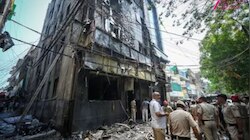 मालवीय नगर होटल अग्निकांड, वैज्ञानिक तरीके से होगी जांच,IIT-Delhi करेगी पुलिस की मदद