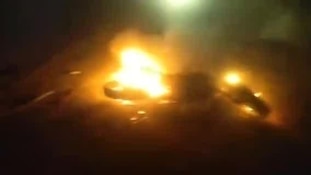 अमेठी में तेज रफ्तार कार ने बाइक को ऐसी मारी टक्कर, बीच सड़क धू-धूकर जलने लगी; रोंगटे खड़े कर देगा Video