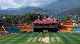धर्मशाला में पहले बैटिंग करें या बॉलिंग? पहले वनडे में मैच का नतीजा पलट सकता है टॉस