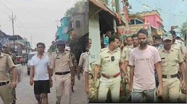 जहांगीर के बाद अब TMC नेता अल राजी की बनियान परेड पर बवाल; शुभेंदु सरकार पर सवाल?