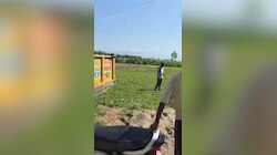 BJP नेता की मौत के बाद भड़का आक्रोश, गांव में बुलाई गई एक्स्ट्रा फोर्स, एनकाउंटर की मांग