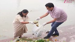 गीता कॉलोनी के यमुना तट पर पहुंचीं CM रेखा गुप्ता, सफाई कर दिया जनभागीदारी का संदेश