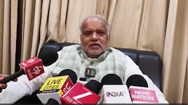नालंदा: संतोष डॉन पर EOU की कार्रवाई के बीच मंत्री श्रवण कुमार के साथ तस्वीर वायरल