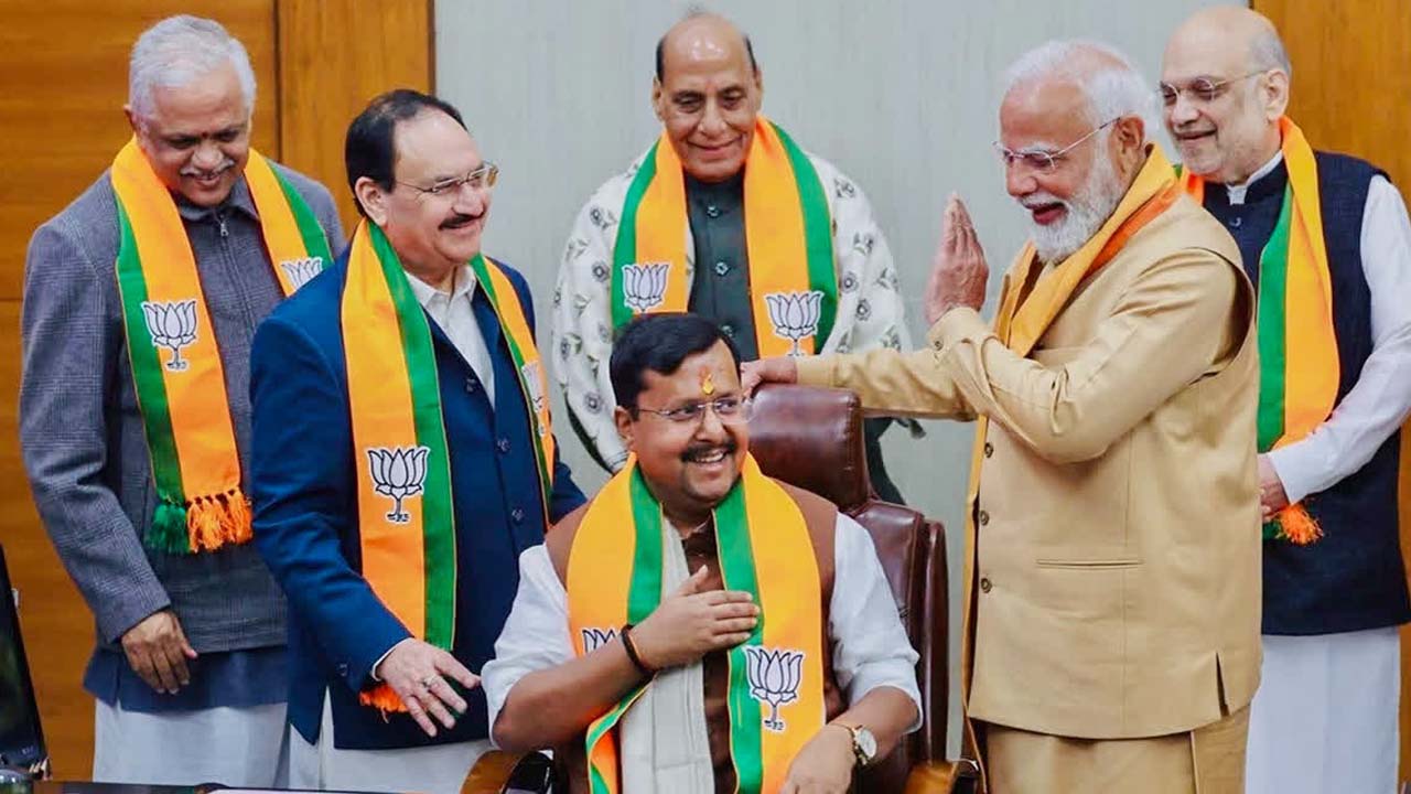 राजनाथ के घर जुटे शाह-नड्डा और RSS के दिग्गज, अगले साल 7 राज्यों में भगवा फहराने की तैयारी; बनाया मिशन 2027 का ब्लूप्रिंट