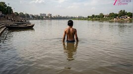 यमुना के गहरे पानी ने छीनी मासूम की जिंदगी, माता-पिता के सामने डूबा 13 साल का प्रिंस