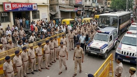 दिल्ली पुलिस का बड़ा एक्शन, बाल तस्करी गिरोह का पर्दाफाश, डॉक्टर समेत 12 गिरफ्तार