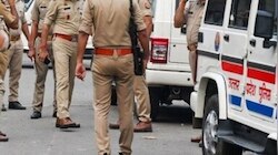 दादा-दादी के लिए बनाया खाना, फिर कमरे में जाकर किशोरी ने पेट्रोल छिड़ककर लगाई आग
