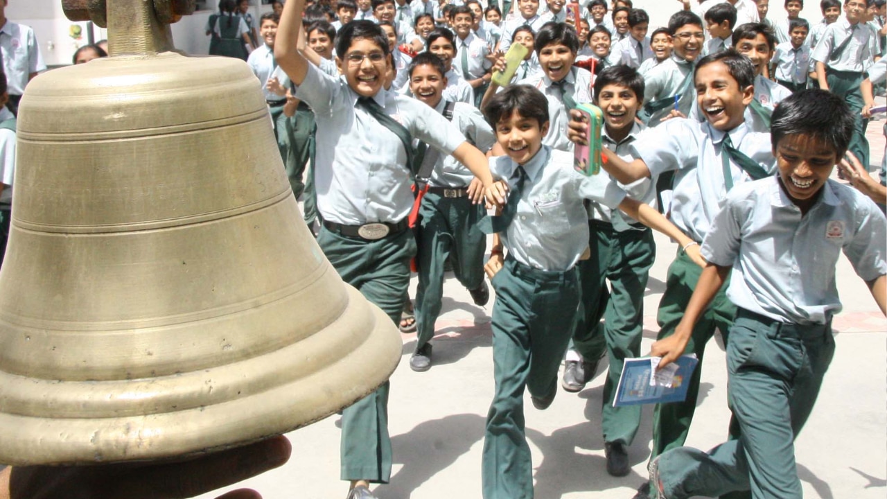 25 जून से फिर खुलेंगे नोएडा के स्कूल, पहले दिन से पढ़ाई सुचारू करने की तैयारी पूरी