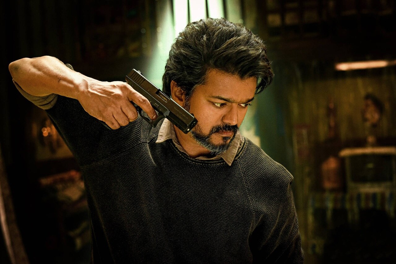 South Superstar Thalapathy Vijay actor singer sung 25 plus songs create ...
