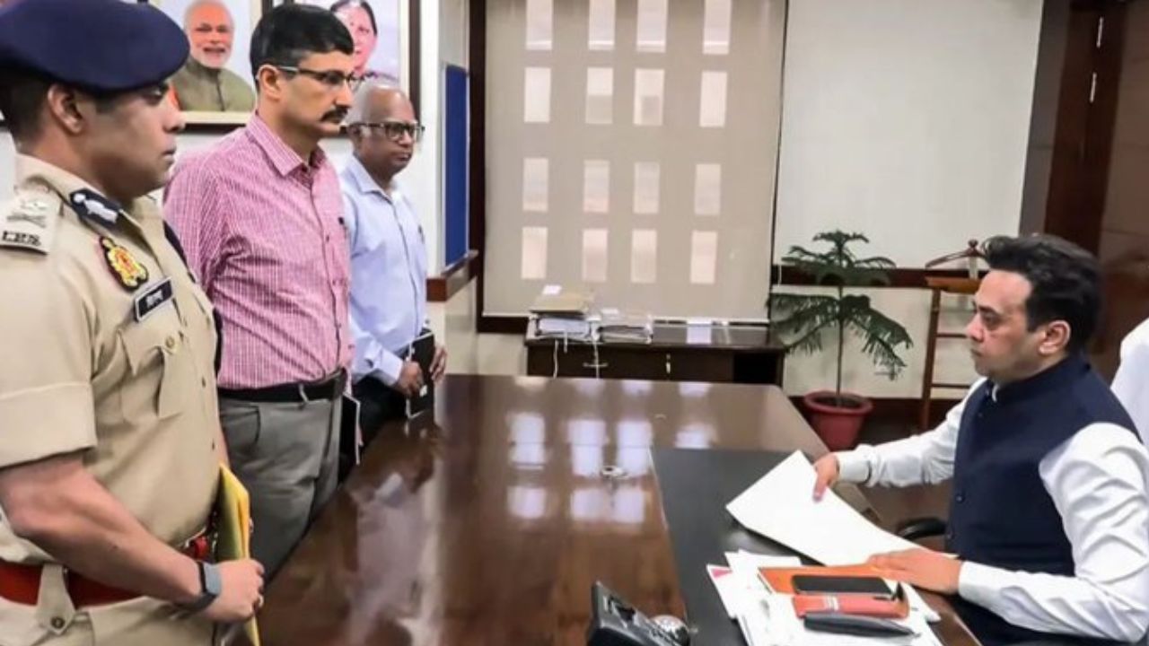 अयोध्या दान प्रकरण: SIT ने गृह विभाग को सौंपी प्रारंभिक रिपोर्ट, जांच के घेरे में चढ़ावे से जुड़े सभी पहलू
