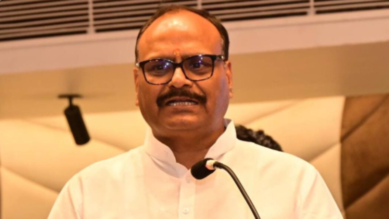 'अग्निकांड मौत पर राजनीति न करें'... डिप्टी सीएम ब्रजेश पाठक का अखिलेश यादव को नसीहत