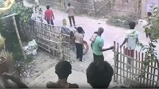 मोबाइल नंबर का विवाद... और रजौली में हो गया बवाल, दो पक्षों में जमकर चले लाठी-डंडे