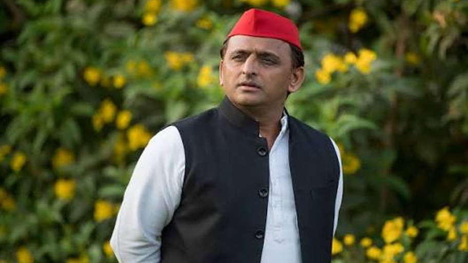 खुद को देवी-देवताओं के बराबर समझते हैं अखिलेश... डॉ. लालजी प्रसाद निर्मल का बड़ा हमला