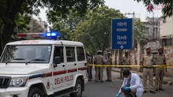 दिल्ली में पति ने पत्नी की हत्या के बाद खाया जहर, दोनों की मौत