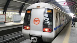 Delhi Metro में सफर होगा अलग, सफर के दौरान अब सुनाई देंगी ये ऑडियो, DMRC की नई पहल