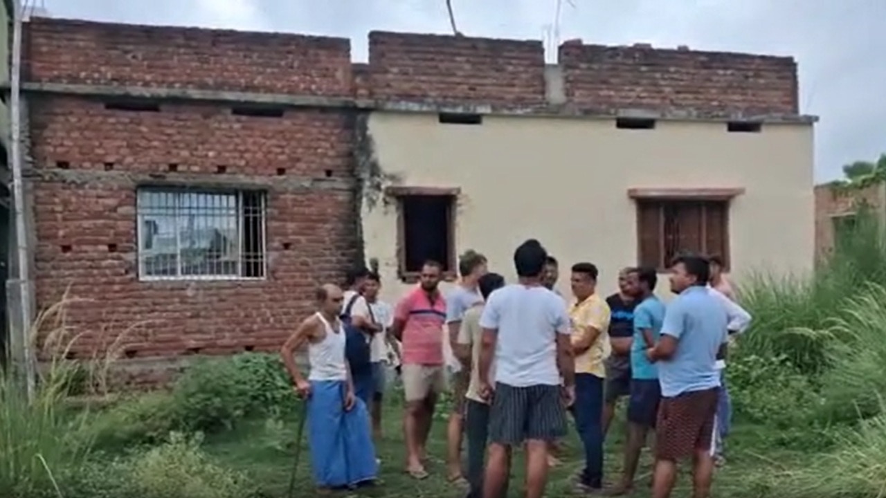 जहानाबाद में चोरों का आतंक: एक रात में दो शिक्षकों के घर से 43 लाख की बड़ी चोरी, इलाके में हड़कंप