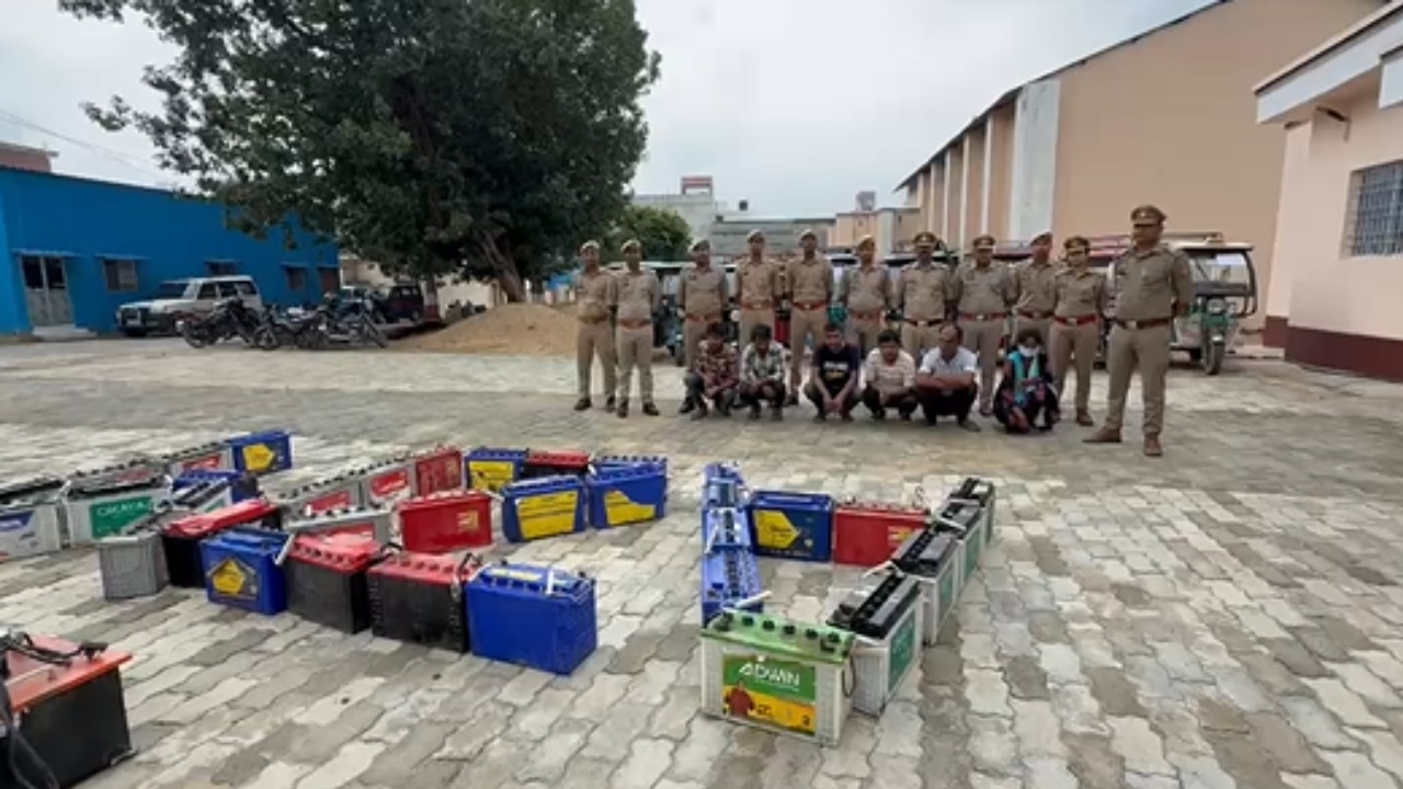 महिला करती थी रेकी, मास्टर-की से उड़ती थीं ई-रिक्शाएं; आजमगढ़ पुलिस ने 20 लाख की चोरी का किया खुलासा