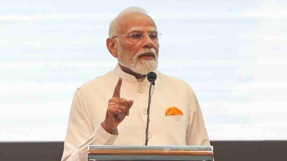इंडोनेशिया में पीएम मोदी का अनोखा अंदाज, "कुछ कुछ होता है" से जोड़ी दोनों देशों की दोस्ती