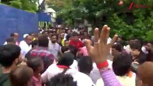 रैली के बीच अचानक क्यों फूटा ममता बनर्जी का गुस्सा? TMC कार्यकर्ता को ही जड़ा थप्पड़