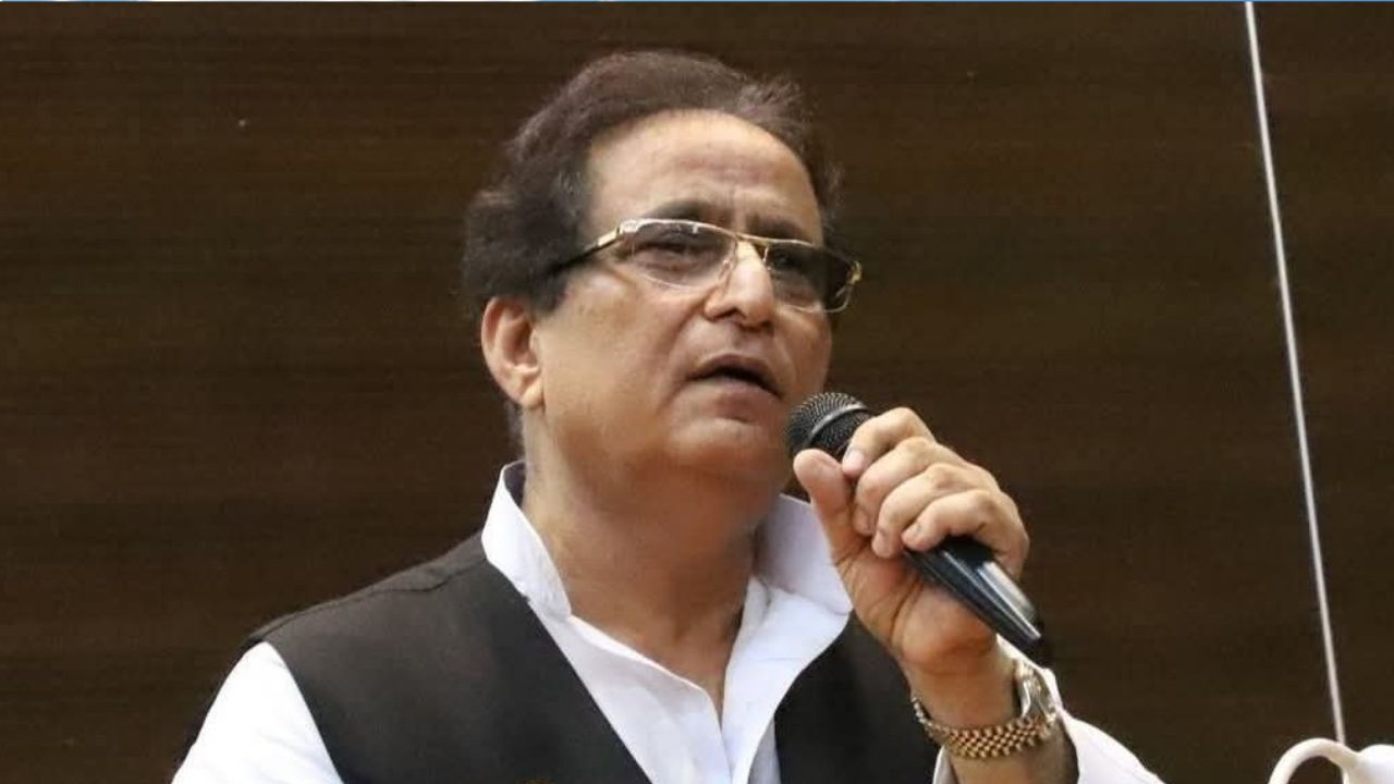 आजम खान की जौहर यूनिवर्सिटी पर बड़ी कार्रवाई: 22 भवनों को फायर विभाग का नोटिस! आजम खान की जौहर यूनिवर्सिटी पर बड़ी कार्रवाई: 22 भवनों को फायर विभाग का नोटिस!