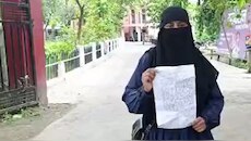 स्कूटी खरीदने गई महिला से बलात्कार, सेल्समैन ने कोल्ड ड्रिंक में नशीला पदार्थ पिलाया