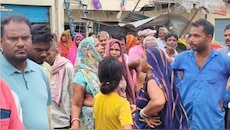 जौनपुर सड़क हादसा: ट्रेलर की टक्कर से घर में घुसी टाटा 1109, 17 वर्षीय किशोर की मौत
