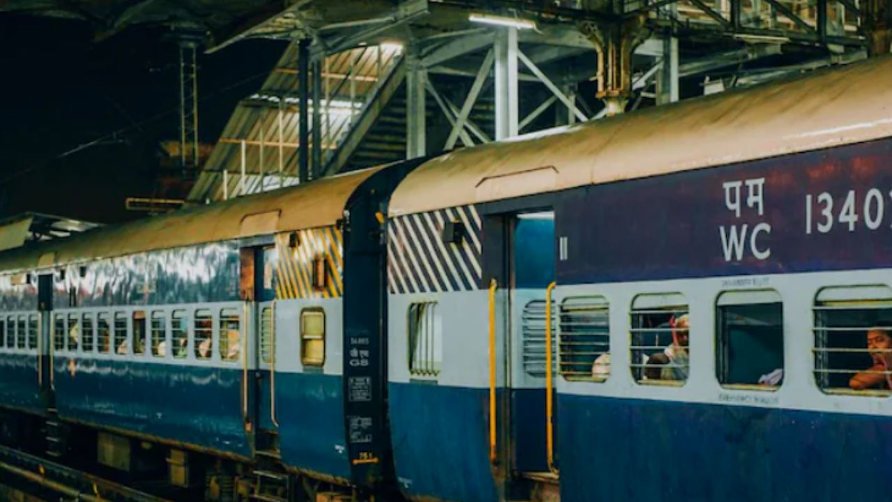 अब ट्रेन टिकट बुक करना होगा और भी आसान, जल्द आएगी नई IRCTC वेबसाइट; Tatkal बुकिंग होगी तेज
