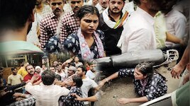 हिंदू-मुस्लिम प्रेमी जोड़े पर बजरंग दल का हमला, घायल अफजल अस्पताल में भर्ती