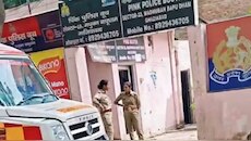 पिंक पुलिस चौकी के सामने तड़पता रहा युवक, नहीं मिली मदद, ऐसी पुलिस किस काम की?