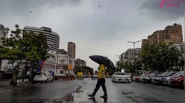 दिल्ली का मौसम फिर बदलेगा! आज बारिश के आसार, लेकिन उमस से राहत नहीं