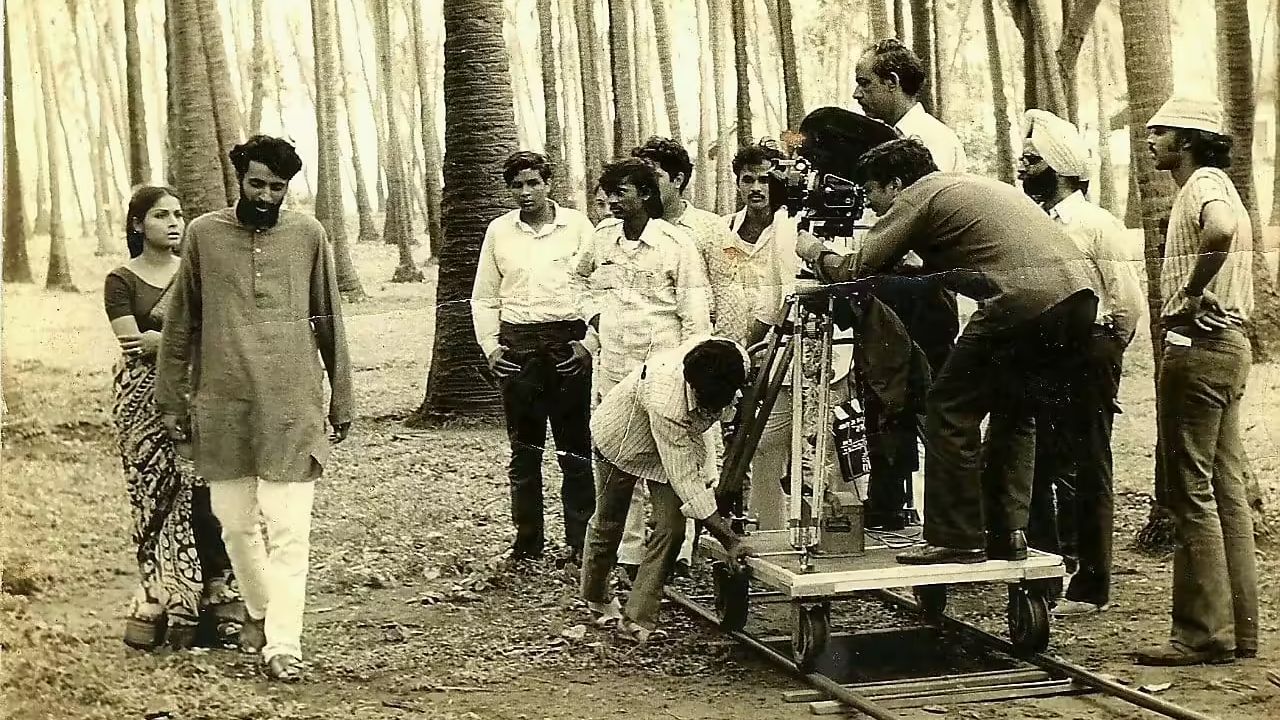 महज 1 फिल्म बनाने वाला वो डायरेक्टर... जिसके नाम आए 2 नेशनल अवॉर्ड, लेकिन अनाउंसमेंट से पहले ही हुआ एक बड़ा हादसा; अंजान को बचाने के लिए दे दी अपनी जान