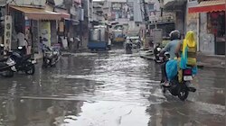 झज्जर में चंद घंटों की बारिश ने खोली प्रशासन की पोल, सड़कें बनीं तालाब और थमी रफ्ता