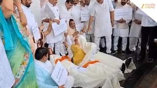 एमपी विधानसभा: कांग्रेस का अनोखा प्रदर्शन, कफन ओढ़कर धरने पर बैठे विधायक