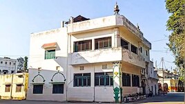 UP News: 150 साल पुरानी कलेक्ट्रेट मस्जिद बचाने के लिए मुसलमानों ने उठाया बड़ा कदम