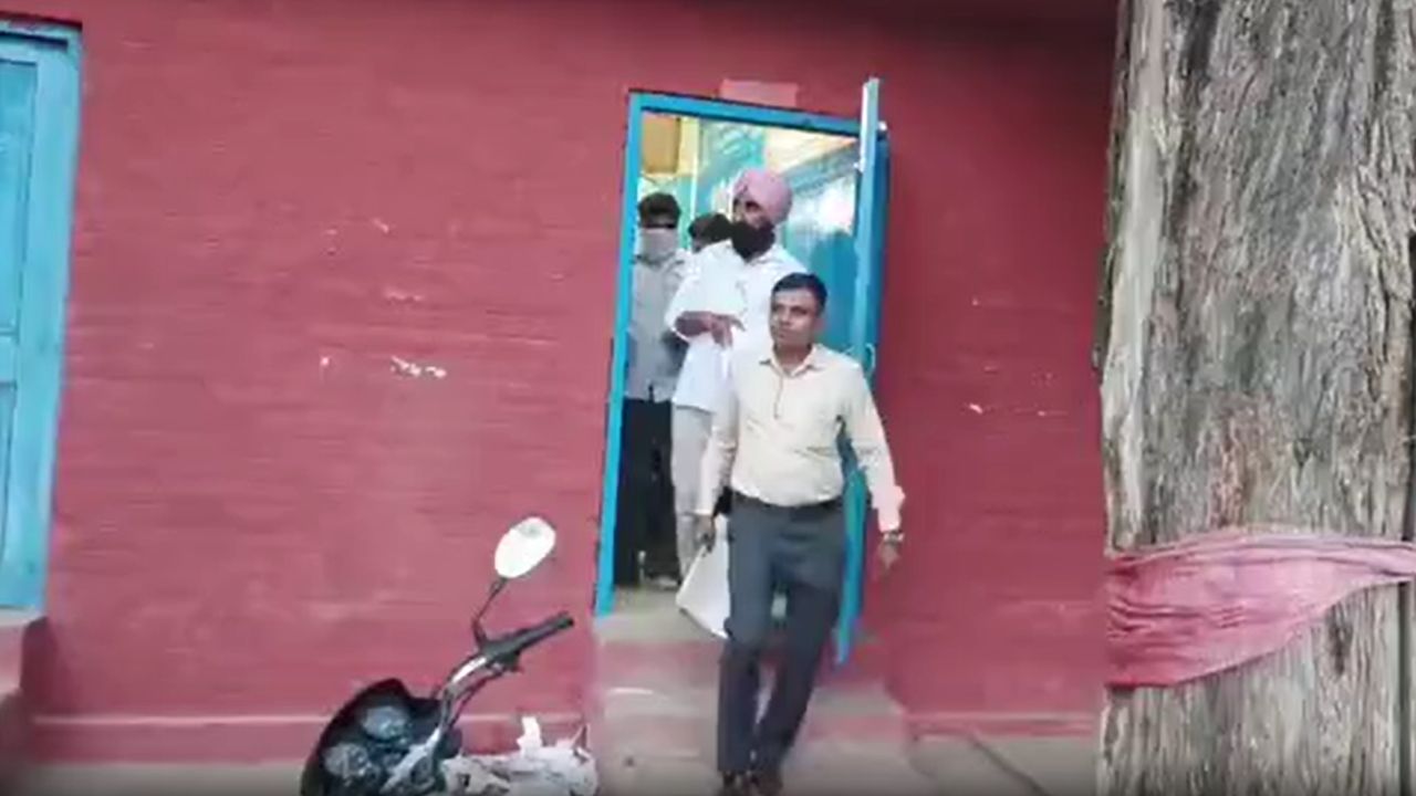 कैथल में ACB का बड़ा एक्शन, बिजली निगम का क्लर्क 5 हजार रिश्वत लेते गिरफ्तार