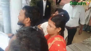  मिर्ज़ापुर में अंतर्धार्मिक शादी करने कोर्ट पहुंचे जोड़े की वकीलों ने की पिटाई!