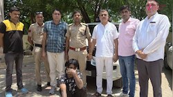कैथल में ई-रिक्शा से नशीले इंजेक्शन तैयार कर बेचने वाला तस्कर गिरफ्तार