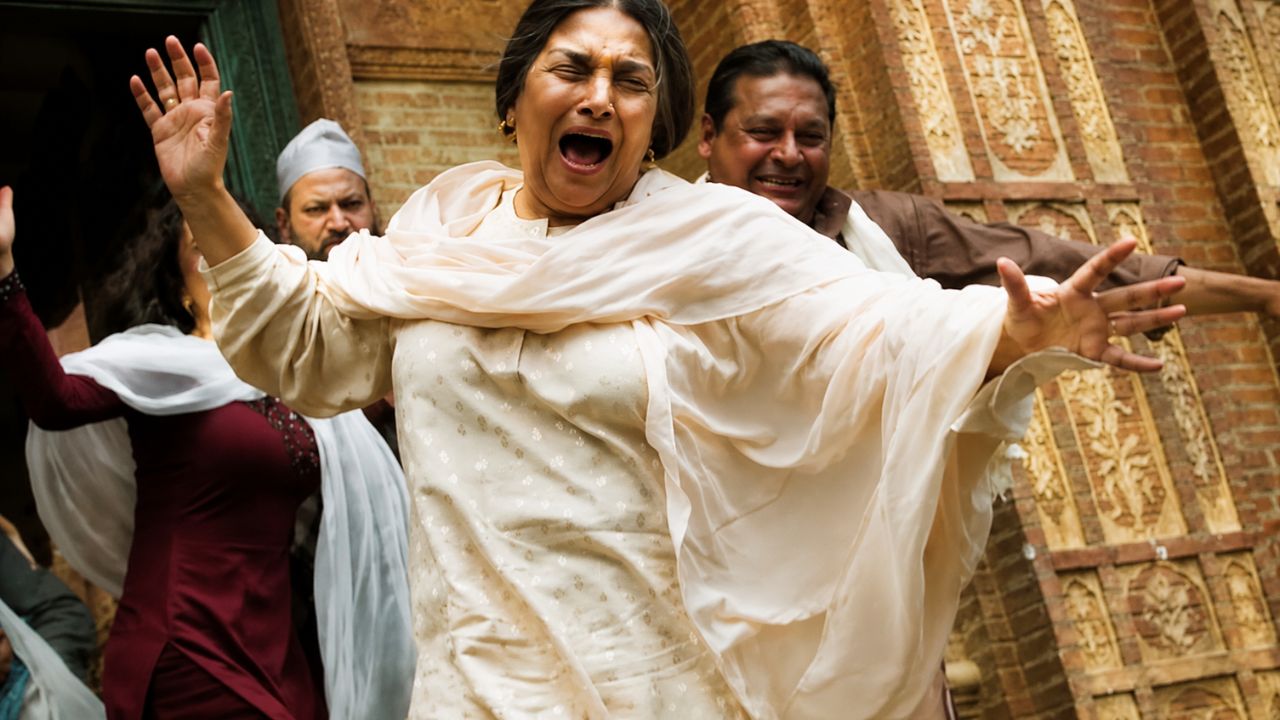 'मेरा कुर्ता फाड़ दिया गया...' शबाना आजमी ने सुनाया 'बंटवारा 1947' का सबसे अपमानजनक सीन, बोलीं- 'उस वक्त सनी देओल ने...'