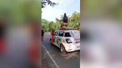 अद्भुत शिव भक्ति! दांतों से कार खींचकर हरिद्वार से जलाभिषेक करने निकले नरेंद्र जाट, देख लोग हुए हैरान