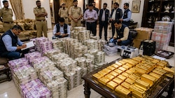 पूर्व बस ड्राइवर के घर से ₹50 करोड़ का माल बरामद! कैश और सोने की ईंटें देख उड़े होश