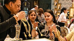 फेड र‍िजर्व के फैसले से भी नहीं लौटी सोने की चमक, फ‍िर क्रैश हुआ रेट; क्‍या है कारण?