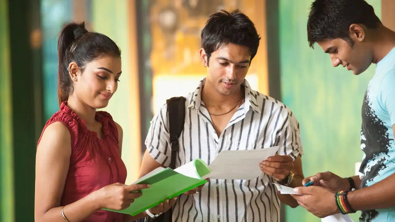 अब ITI के साथ मिलेगी 10वीं और 12वीं की मान्यता! NIOS ने शुरू की नई योजना, जानिए पूरी पात्रता और नियम