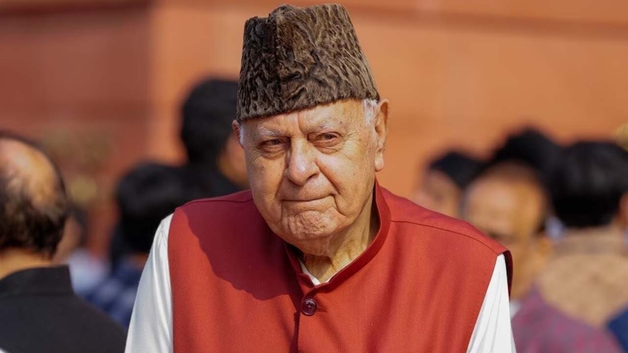 जम्मू-कश्मीर में आतंकी हमलों पर भड़के फारूक अब्दुल्ला, BJP को ठहराया जिम्मेदार, लगाया ये बड़ा आरोप