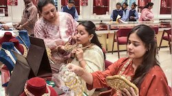 क्रूड ऑयल में ग‍िरावट, फ‍िर भी लगातार टूट रहा सोना-चांदी; चेक करें 24K और 22K का रेट